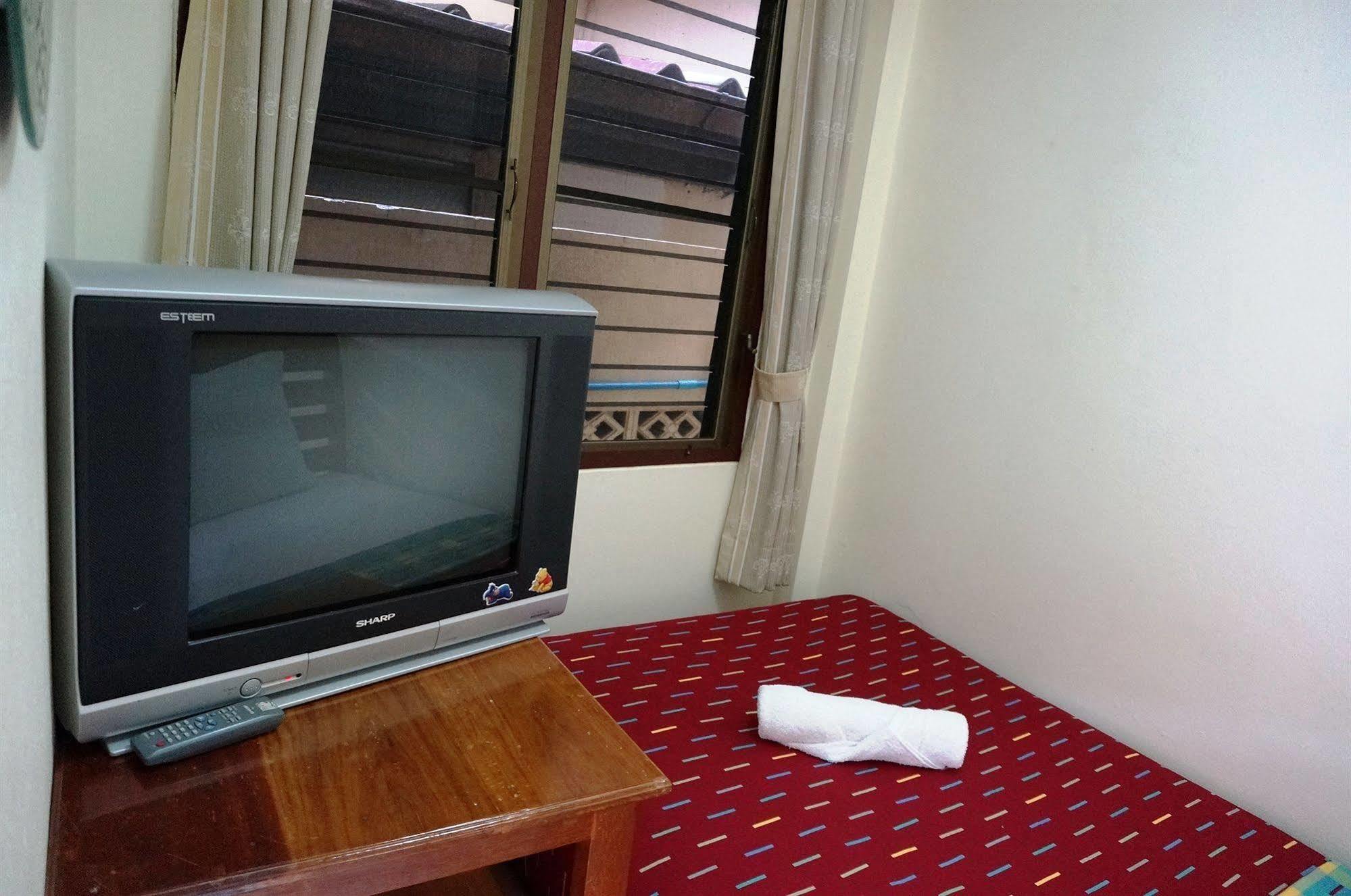 Baan Taweesuk Guest House HHQ Exterior foto