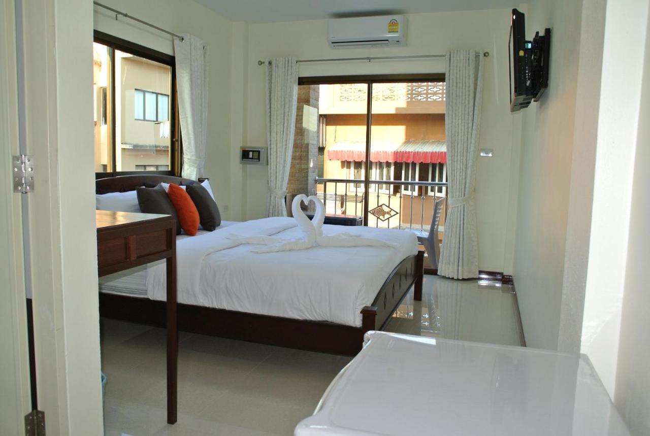 Baan Taweesuk Guest House HHQ Exterior foto